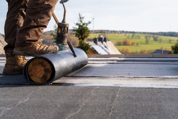 Flat Roof Tar Repair in Chicopee